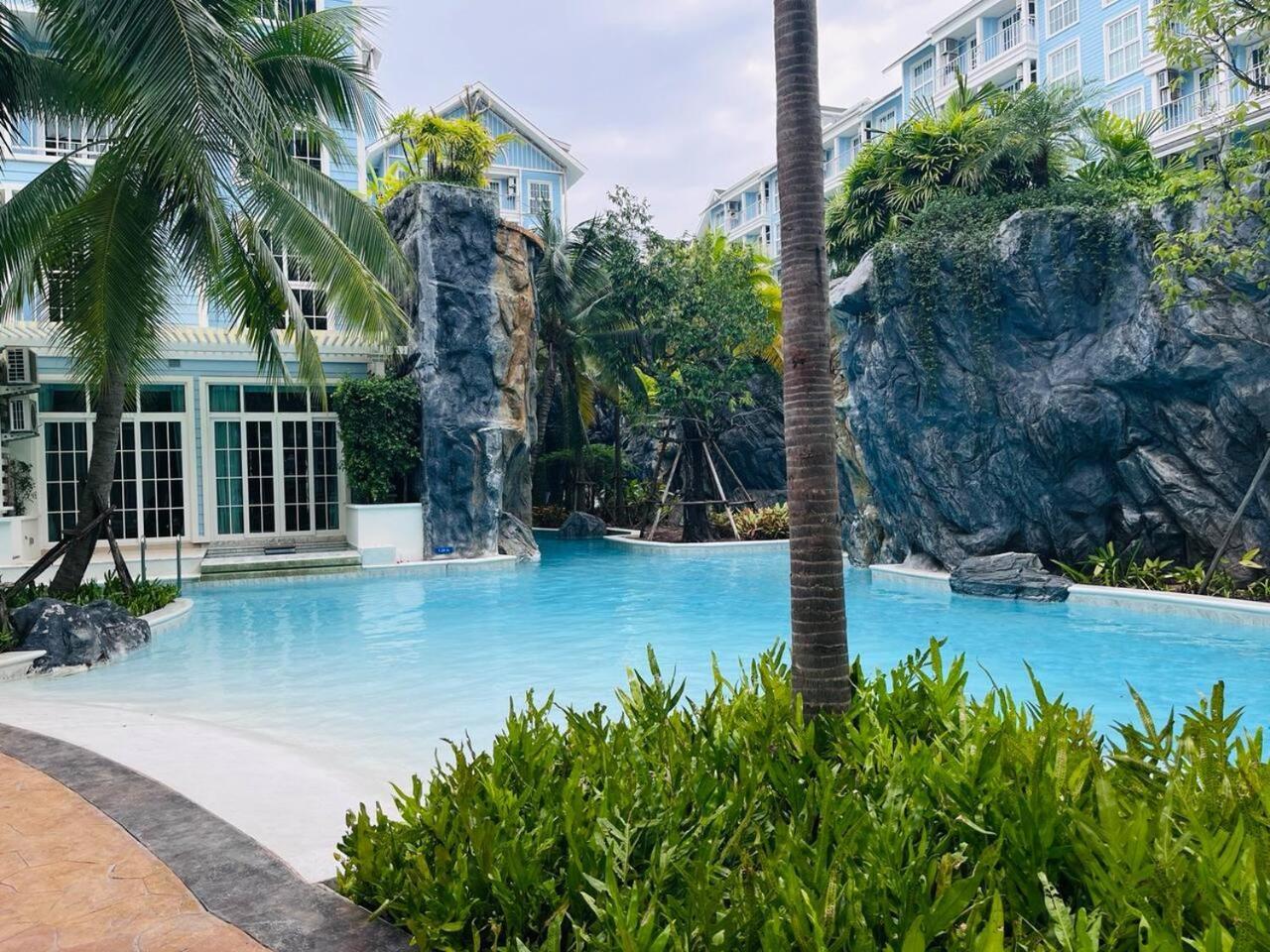 Grand Florida芭提雅带免费游泳池温泉和健身房和办公区水上花园公寓e208 Na Chom Thian Bagian luar foto