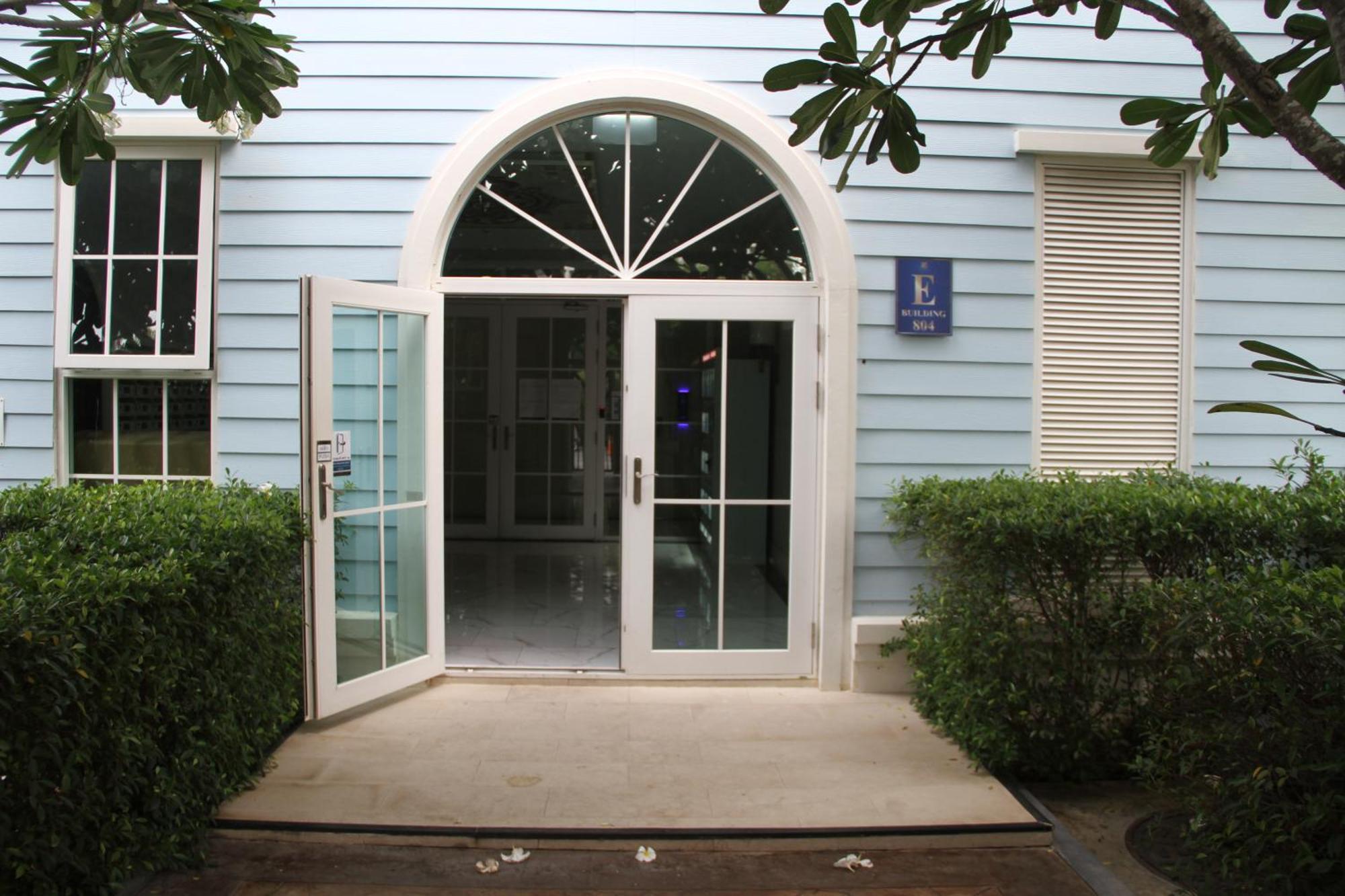 Grand Florida芭提雅带免费游泳池温泉和健身房和办公区水上花园公寓e208 Na Chom Thian Bagian luar foto
